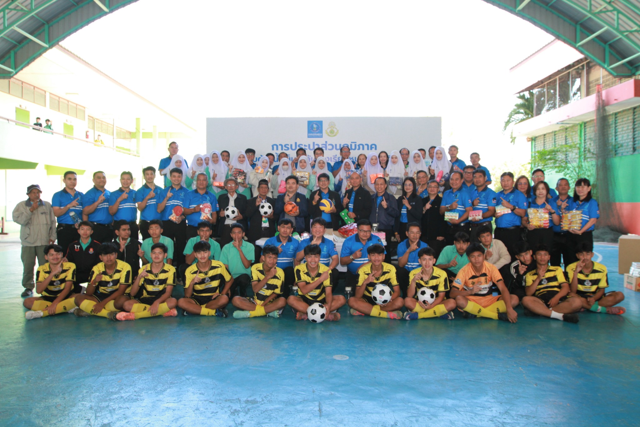 กปภ. มอบตู้น้ำเย็น สนับสนุนให้เด็กนักเรียนมีน้ำดื่มที่สะอาดปลอดภัย ณ โรงเรียนหมอนทองวิทยา จ.ฉะเชิงเทรา