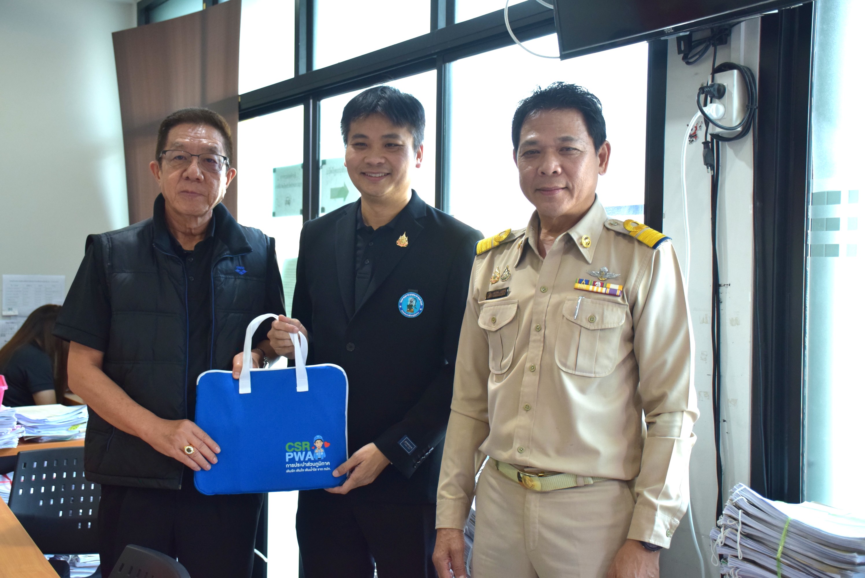 กปภ.สาขาระยอง และ กปภ.ข.1 เข้าพบผู้มีส่วนได้ส่วนเสียในพื้นที่