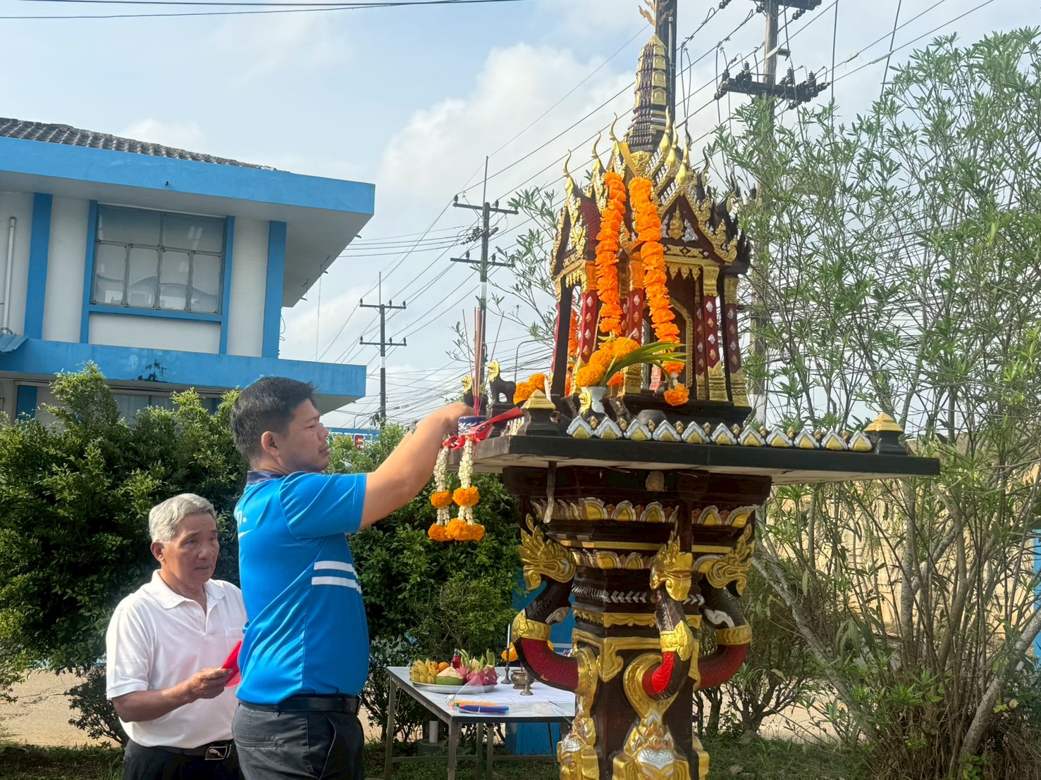 การประปาส่วนภูมิภาคสาขาหลังสวน จัดกิจกรรมทำบุญสำนักงานเนื่องในโอกาสครบรอบ 47 ปี กปภ. (28 กุมภาพันธ์ 2569)
