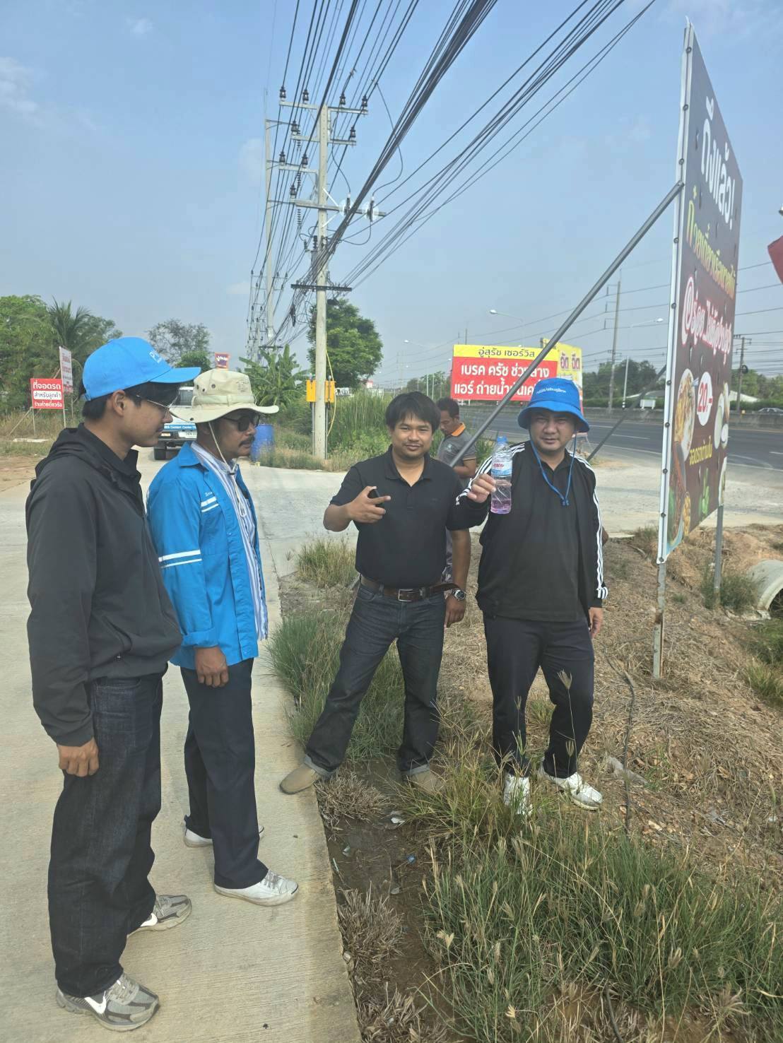 การประปาส่วนภูมิภาคสาขาฉะเชิงเทรา โดยงานบริการและควบคุมน้ำสูญเสีย ร่วมกับบริษัทประปา ฉะเชิงเทรา จำกัด ดำเนินการเฝ้าระวังและสำรวจท่อแตกรั่วเชิงรุกในพื้นที่จ่ายน้ำอย่างต่อเนื่อง