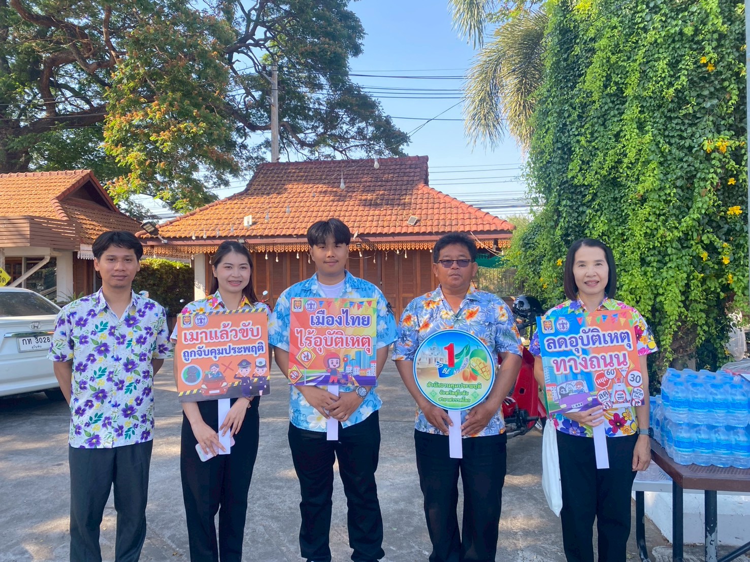 กปภ.สาขาสวรรคโลก ร่วมกิจกรรม "ณรงค์ป้องกันและลดอุบัติเหตุทางถนนช่วงเทศกาลสงกรานต์ พ.ศ.2569"