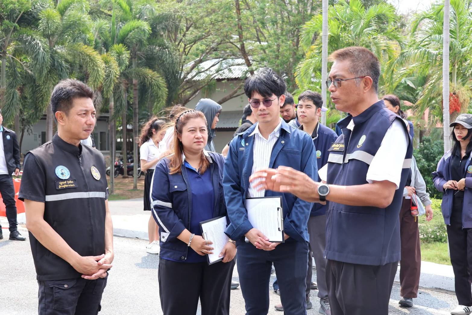 กปภ.เขต 1 และ กปภ.สาขาชลบุรี (พ) ร่วมกับ สชป.9 จัดกิจกรรมตัดหญ้าเขื่อนบางพระ ภายใต้ MOU โครงการสูบผันน้ำคลองพระองค์ไชยานุชิต - อ่างเก็บน้ำบางพระ