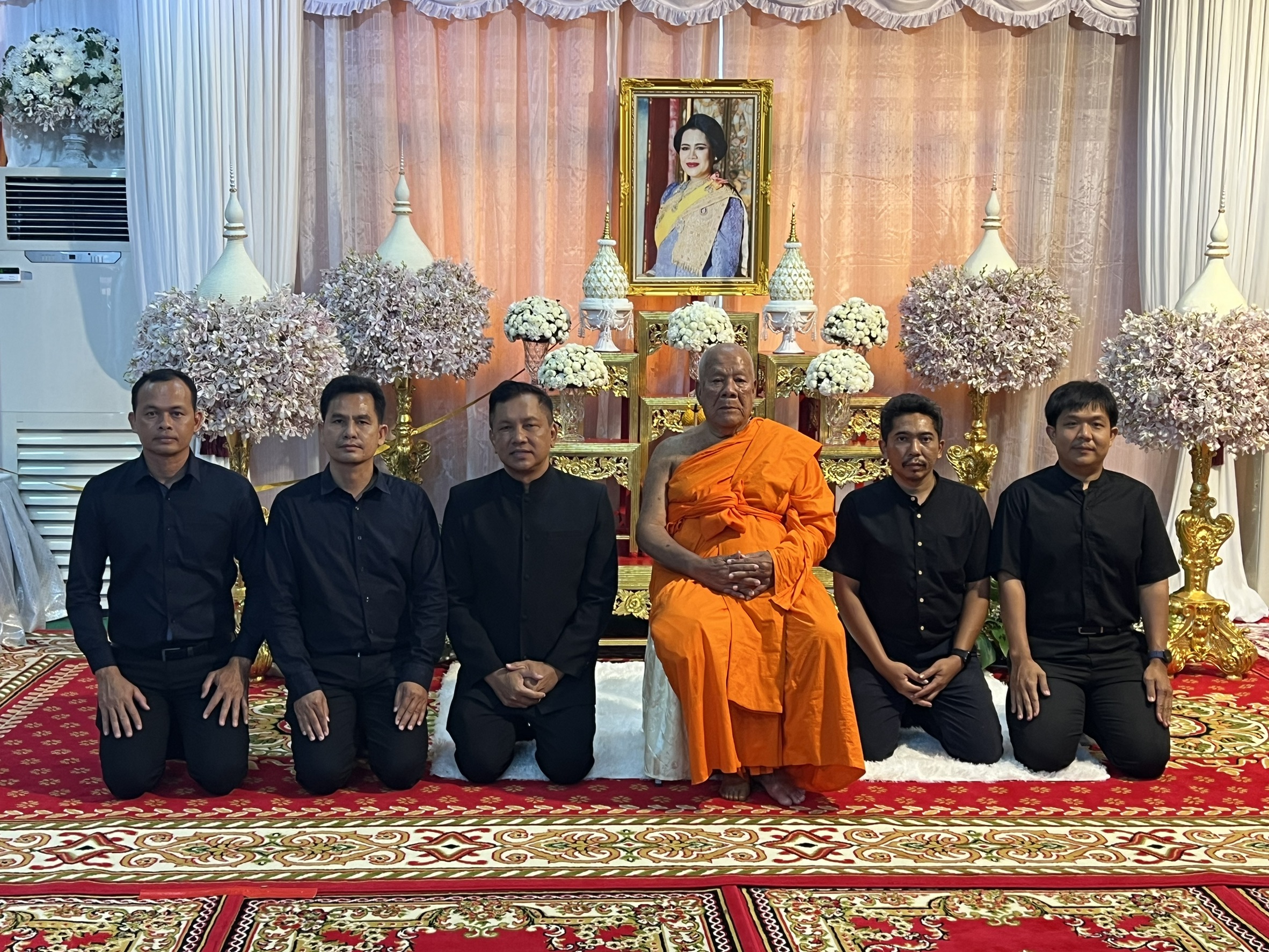 การประปาส่วนภูมิภาคสาขาภูเก็ต เข้าร่วมพิธีสวดพระพุทธมนต์และเจริญจิตตภาวนาอุทิศถวาย พระราชกุศลแด่สมเด็จพระนางเจ้าสิริกิติ์ พระบรมราชินีนาถ พระบรมราชชนนีพันปีหลวง