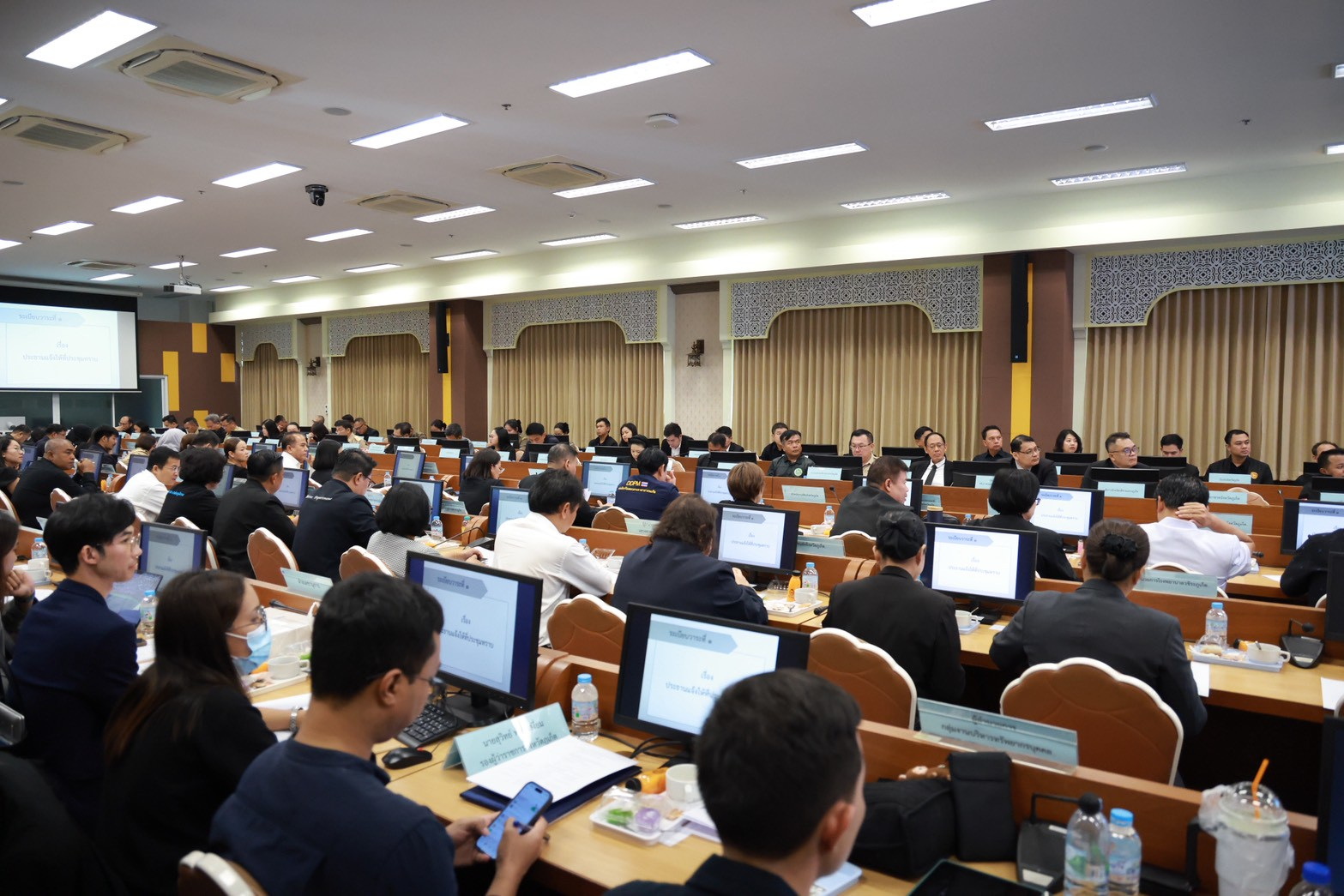 การประปาส่วนภูมิภาคสาขาภูเก็ต เข้าร่วมประชุมคณะกรมการจังหวัด หัวหน้าส่วนราชการ และหน่วยงานที่เกี่ยวข้อง จังหวัดภูเก็ต ครั้งที่ 4/2569 ประจำเดือน เมษายน 2569