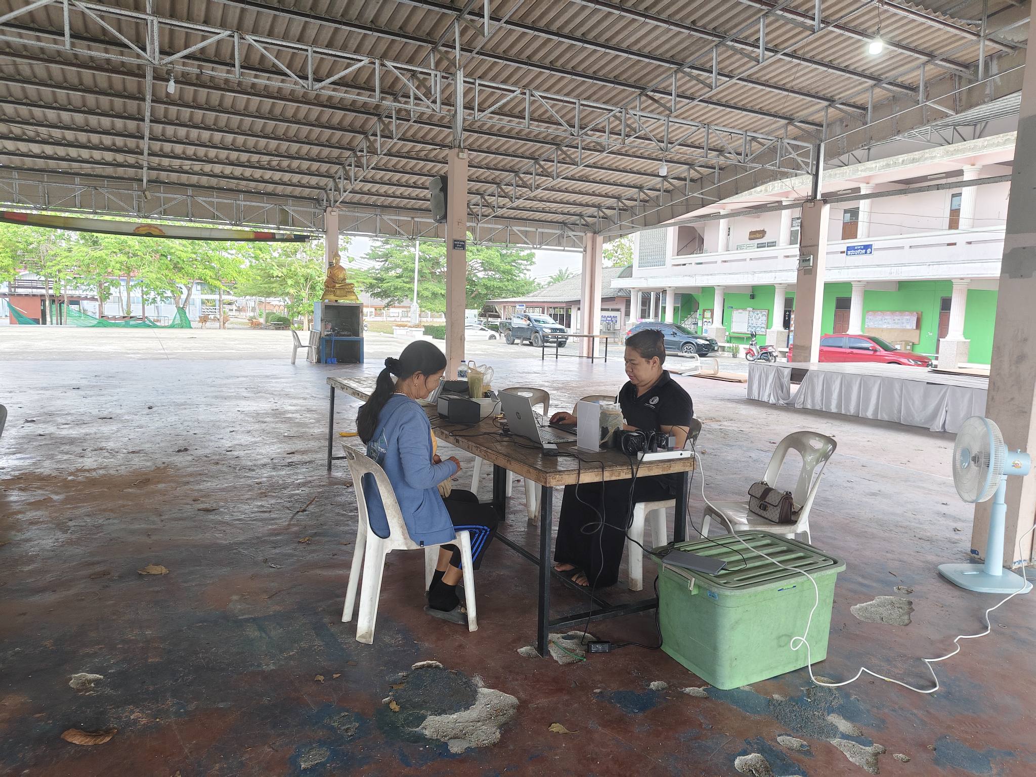 การประปาส่วนภูมิภาคสาขาคลองท่อม ได้ดำเนินการออกรับชำระค่าน้ำประปานอกสถานที่เชิงรุก