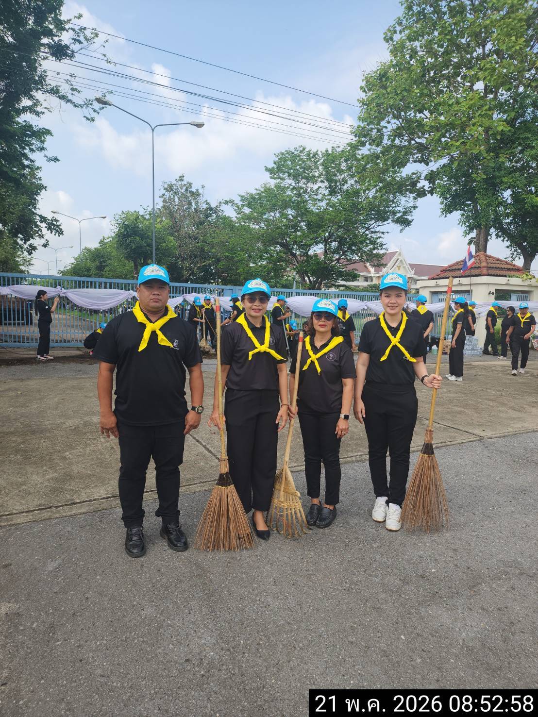 กปภ.สาขามหาสารคาม เข้าร่วมกิจกรรมจิตอาสา ทำความสะอาดและปรับปรุงภูมิทัศน์ บริเวณศูนย์ราชการจังหวัดมหาสารคาม