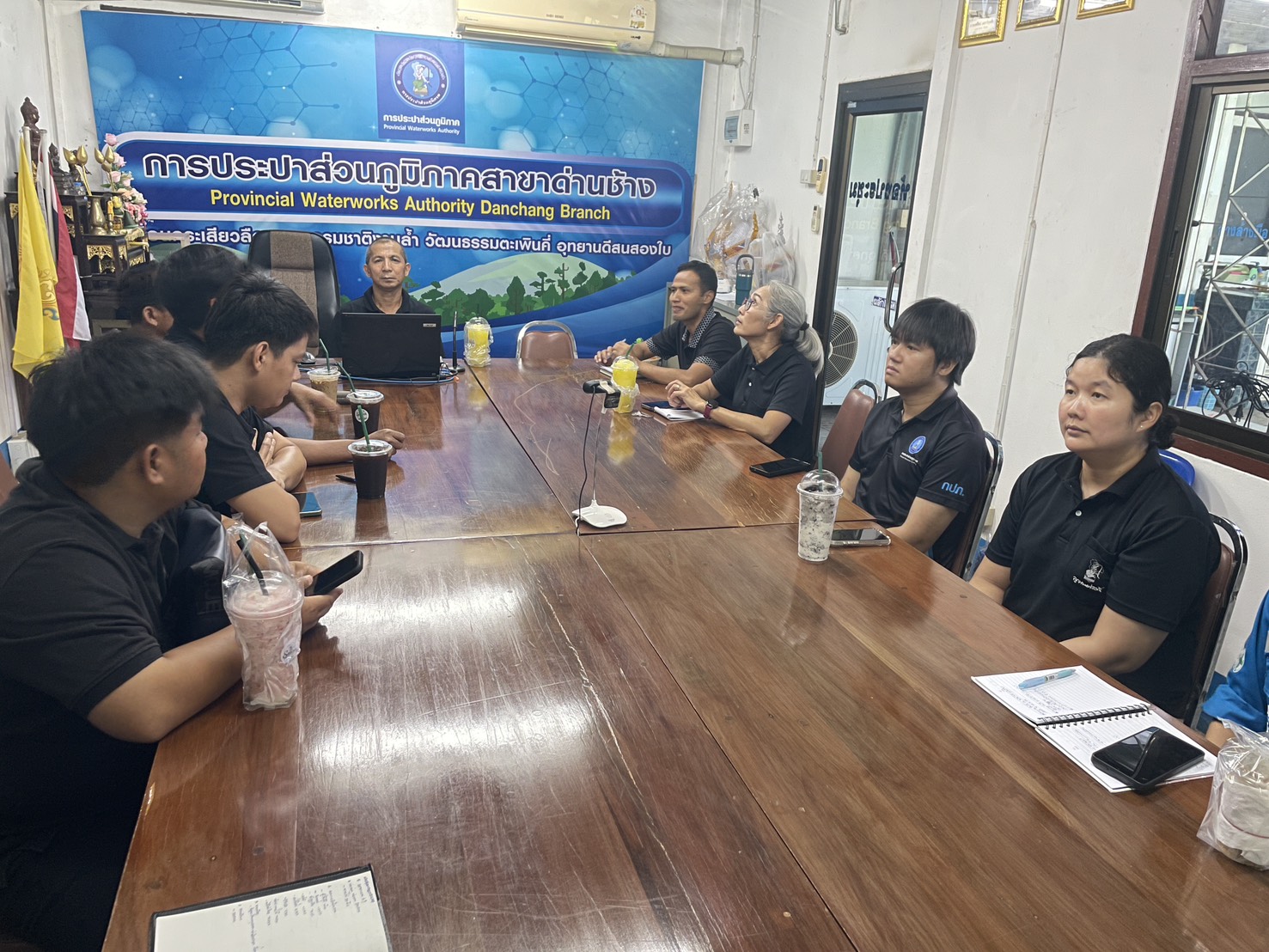 การจัดกิจกรรมสนทนายามเช้า Morning Talk