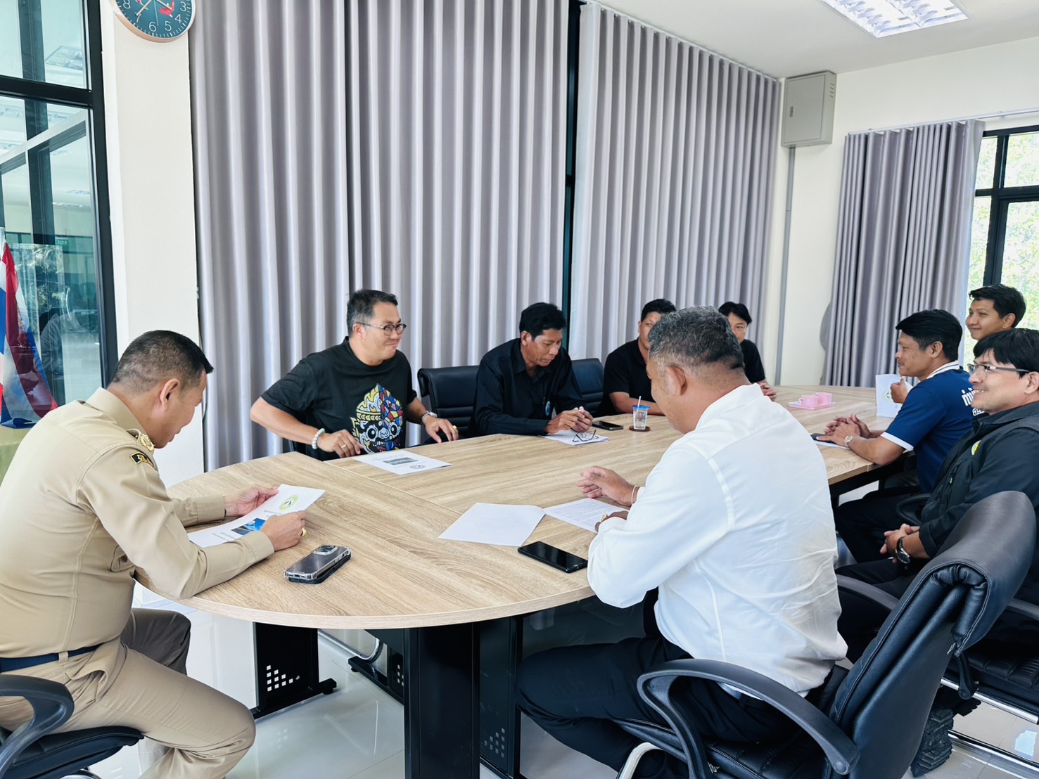 การประปาส่วนภูมิภาคสาขาบางสะพาน   เข้าร่วมประชุมหารือร่วมกับ องค์การบริหารส่วนตำบลนาหูกวางและองค์การบริหารส่วนตำบลช้างแรก