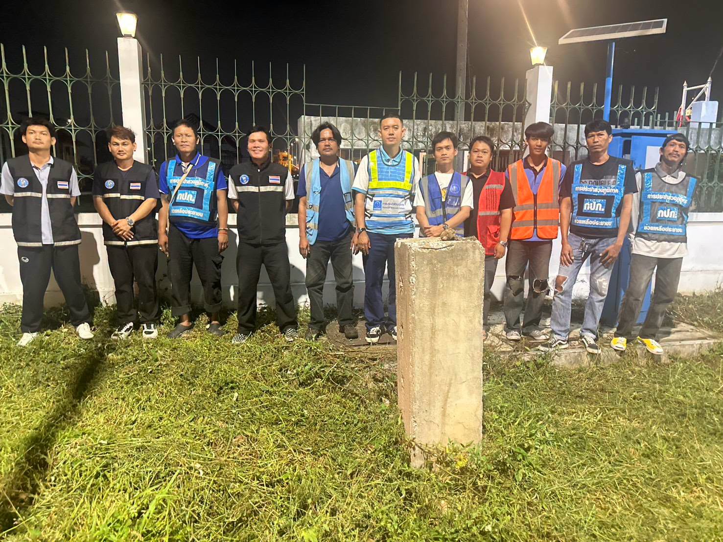 กปภ.สาขาสมุทรสาคร (พ) ลงพื้นที่ดำเนินการ Step Test ค้นหาท่อแตกท่อรั่ว บริเวณ DMA-26-ประตูระบายน้ำ (แก้มลิง) มุ่งลดน้ำสูญเสีย เพิ่มประสิทธิภาพระบบจ่ายน้ำ