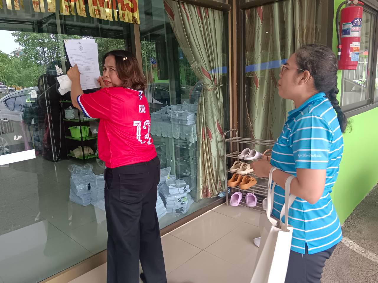 กปภ.สาขากาญจนบุรี ออกติดตามหนี้ค้างชำระค่าน้ำประปาของส่วนราชการ
