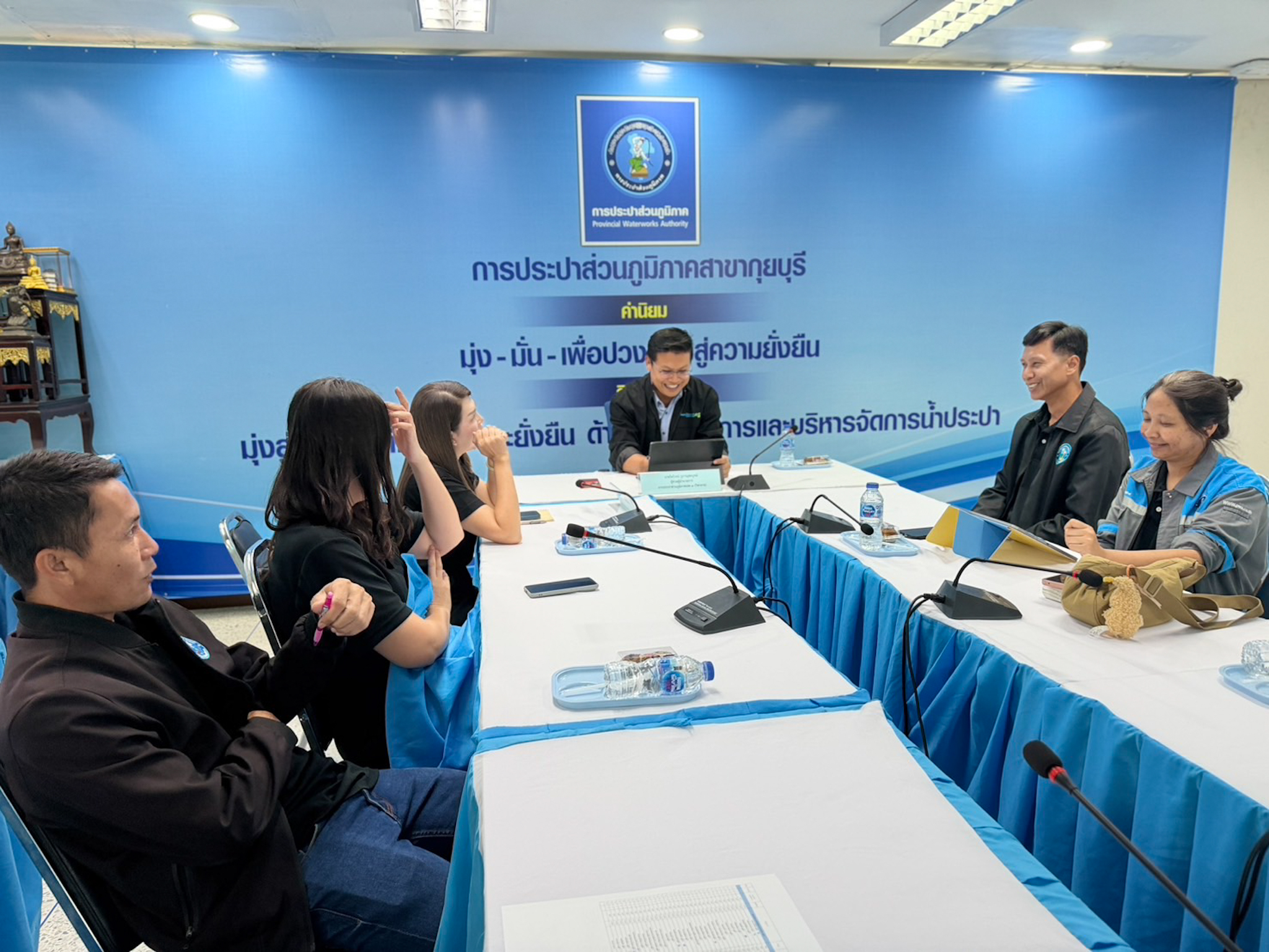 กปภ.สาขากุยบุรี ให้การต้อนรับผู้ช่วยผู้อำนวยการการประปาส่วนภูมิภาคเขต 3 พร้อมคณะกรรมการ ตรวจประเมินผลการดำเนินงานโครงการจัดการน้ำสะอาด Water Safety Plan : WSP ปี 2569
