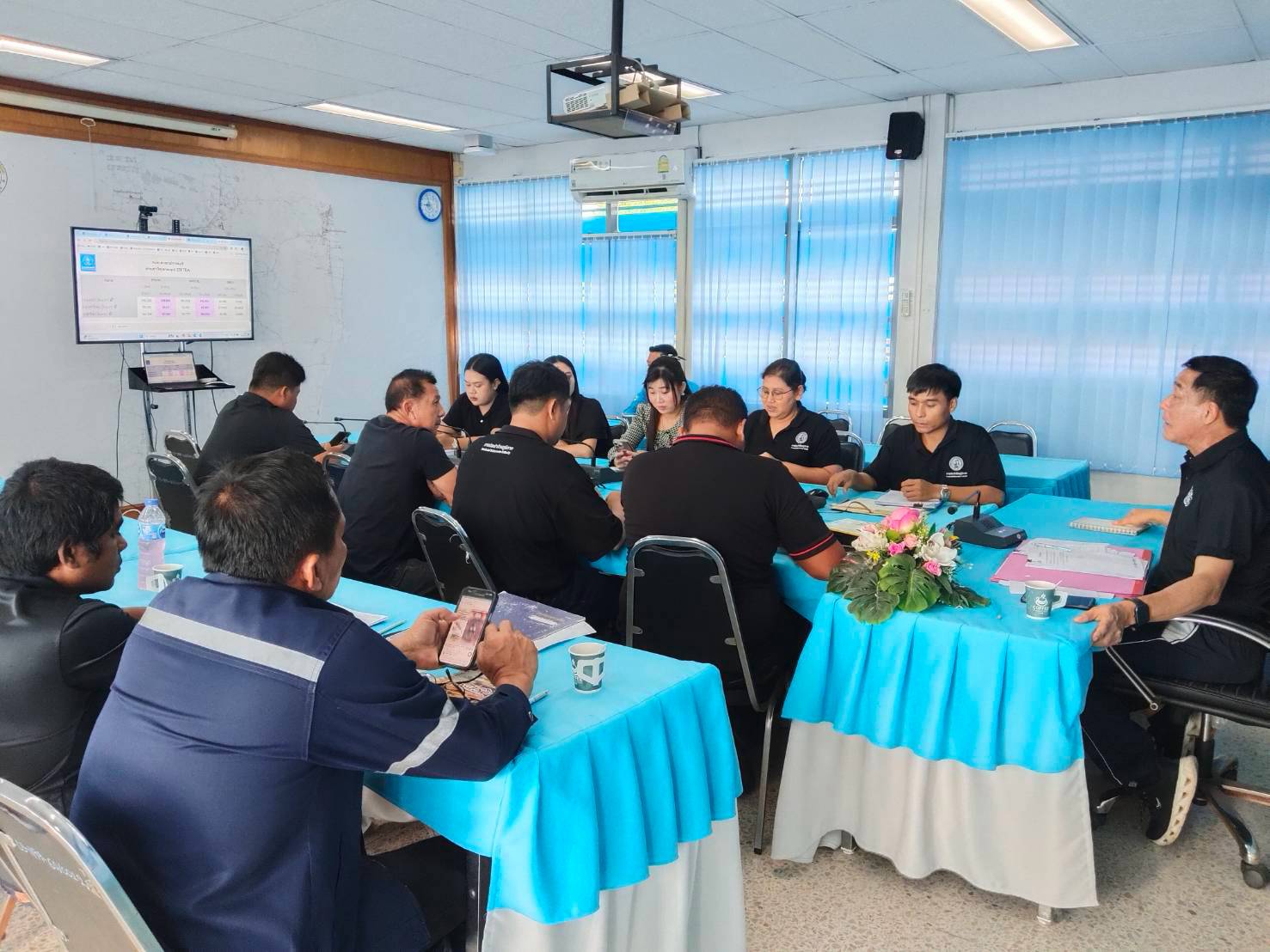 กปภ.สาขาปราณบุรี จัดกิจกรรมMorning Talk ประจำเดือนกันยายน 2569 ตามแผนกิจกรรมสร้างระบบและส่งเสริมความผูกพัน ตามยุทธศาสตร์ พร้อมคัดเลือกดาวเด่นประจำไตรมาส 4/2569