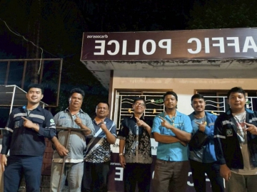 กปภ.สาขาตะกั่วป่า ดำเนินงานตามแผนบริหารจัดการน้ำสูญเสียเชิงรุก ทำ Step Test ลงพื้นที่เดินเท้าหาท่อแตกรั่ว พร้อมซ